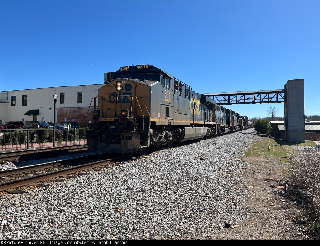 CSX 851